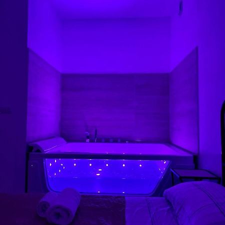 Maris Suite - Appartamento Con Vasca Idromassaggio 阿尔盖罗 外观 照片