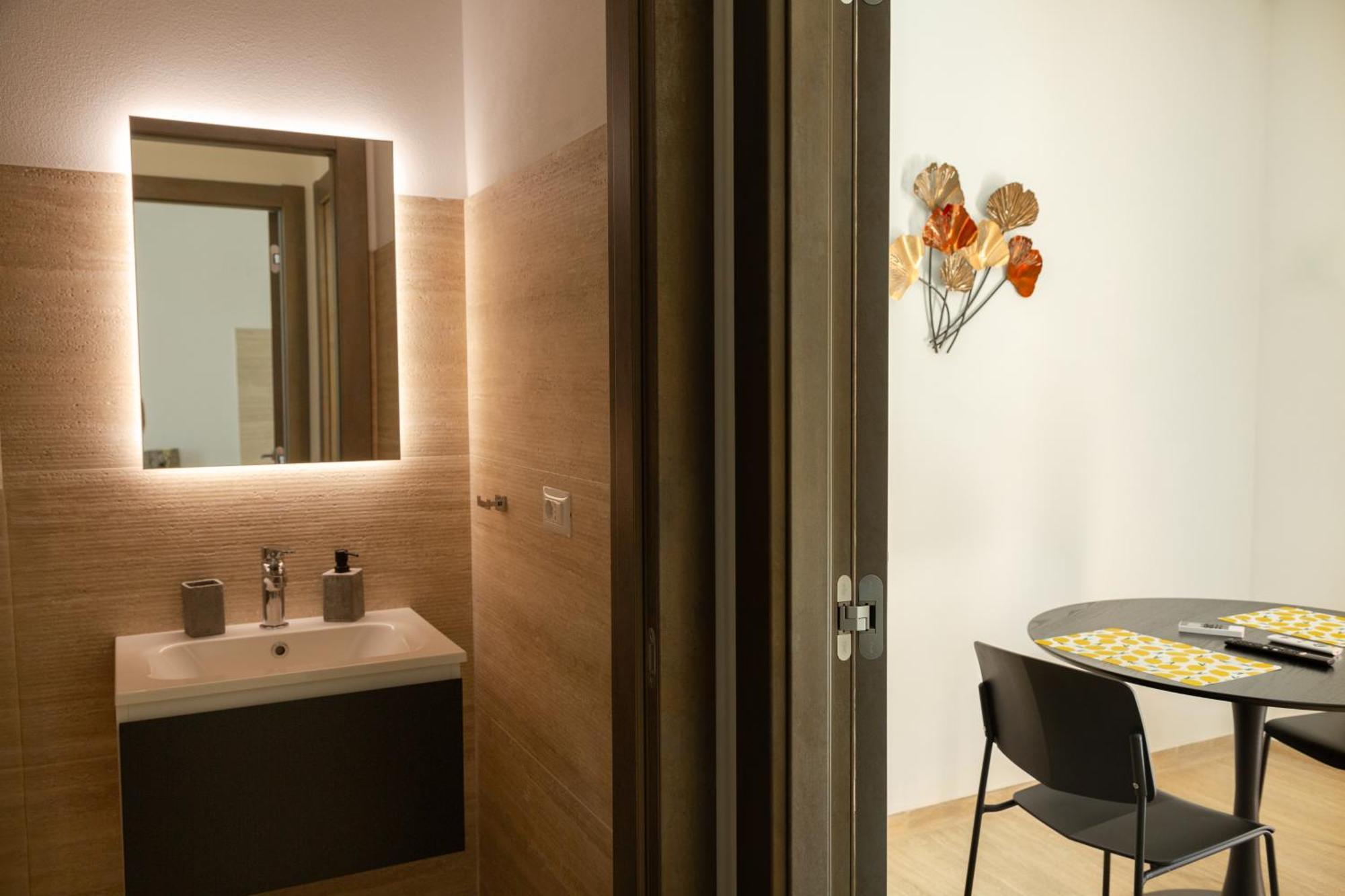 Maris Suite - Appartamento Con Vasca Idromassaggio 阿尔盖罗 外观 照片