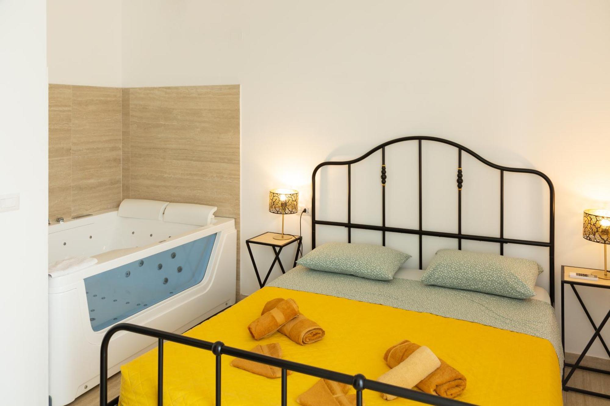 Maris Suite - Appartamento Con Vasca Idromassaggio 阿尔盖罗 外观 照片
